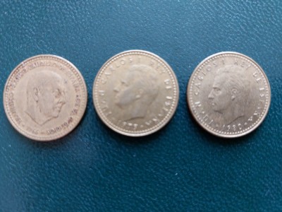 Lot monede una peseta ani 1966,1975,1980 Spania. foto
