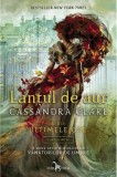 Cumpara ieftin Ultimele Ore Vol. 1 Lantul De Aur, Cassandra Clare - Editura Corint