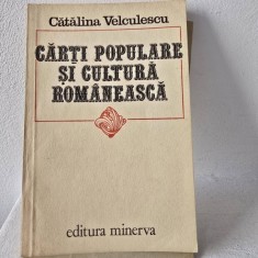 Carti populare si cultura romaneasca - Catalina Velculescu (cu dedicatia autoarei pentru Dragos Morărescu și un plic expediat de aceasta artistului)