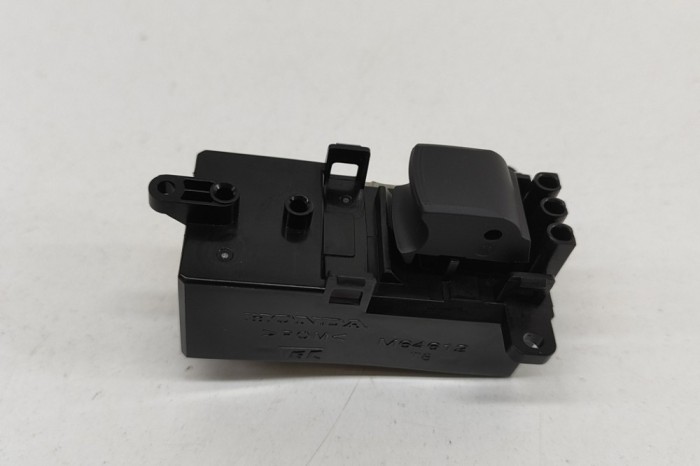 Buton geam ușă st&acirc;nga spate HONDA CIVIC X Hatchback FC_, FK 2021 OEM: 83790-TGG-A010-BLK,83790TGGA010BLK 27524975
