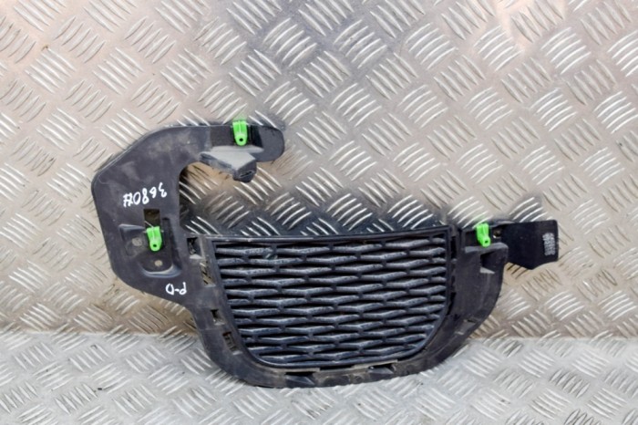 Grila dreapta față LAND ROVER RANGE ROVER EVOQUE L538 2015 OEM: GJ32-15A298-A 15205504