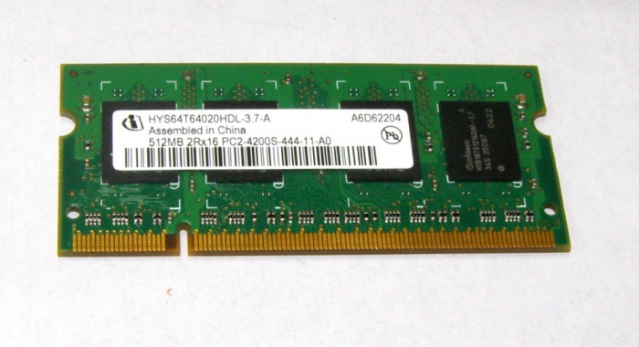 SODIMM Infineon HYS64T64020HDL-3.7-A Laptop DDR2-533 512MB(1177)