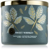 Bath &amp; Body Works Sweet Whiskey lum&acirc;nare parfumată 411 g