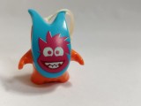 bnk jc Kinder 2016 - Joy - Crazy Friends - Glow in the dark - Blue figure - FS552C