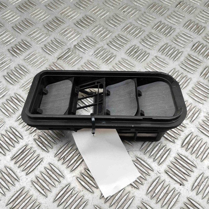 Grila de ventilație caroserie VW TAYRON R41 2024 OEM: 571819945 32380809