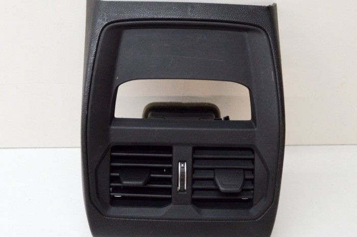 Gura de ventilație consola centrală BMW 3 G20, G28 2021 OEM: 6806816,6836650 15427236