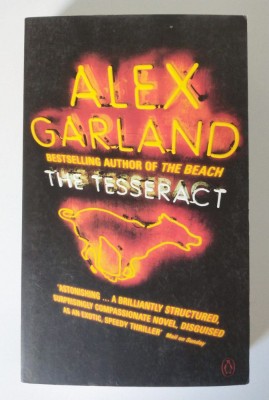 Alex Garland - The Tesseract foto