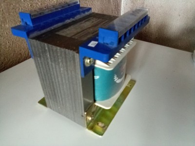 Transformator nou 1400 wati cu tensiuni de 26V si 400V foto