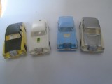 Bnk jc Lot 4 masinute Mercedes - plastic - cca 1/87