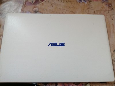 Capac display Asus X552 A169 foto