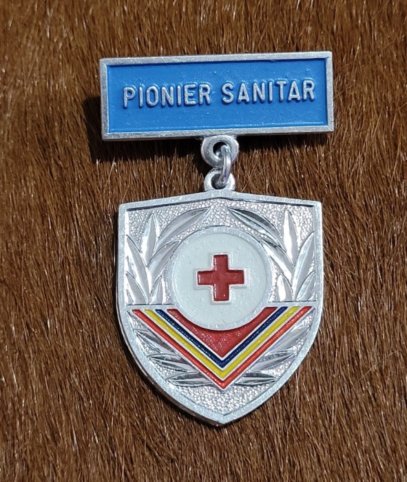 Insigna pionier sanitar aluminiu