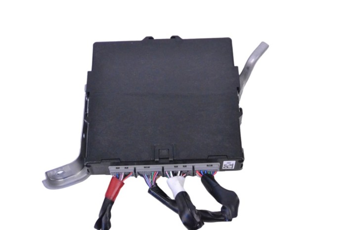 Alt modul de control LEXUS RC _C1_ 2014 OEM: 89981-24040 14992471