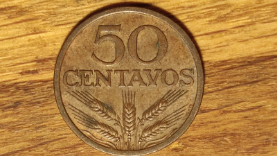 Portugalia - moneda de colectie bronz - 50 centavos 1969 - an rar ! - superba ! foto
