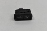 Comutator deschidere haion PORSCHE Taycan 2022 OEM: 971959832C | 31845112