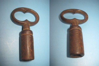 4650-I-Cheie hexagon bronz veche-8mm. foto