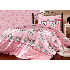Lenjerie de pat pentru o persoana cu husa elastic pat si fata perna dreptunghiulara, Barbie, bumbac ranforce, gramaj tesatura 120 g/mp, multicolor