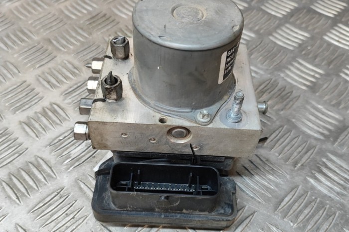 Pompa ABS TESLA MODEL 3 2019 OEM: Sedan | 21663386