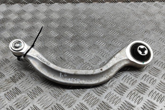 Braț curbat dreapta față TESLA MODEL Y 2023 OEM: 1044359-00-A 28455448