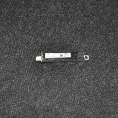 Amplificator de antena VW JETTA MK6 162, 163 2012 OEM: 5C6035552 foto