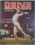 NADIA (COMANECI): CARTE-ALBUM PUBLICATA IN CANADA (LES EDITIONS DE L'HOMME 1976/LIMBA FRANCEZA) [TEXTE DE BENOIT AUBIN &amp; PHOTOS B/W DE DENIS BRODEUR]