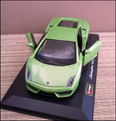 Macheta Lamborghini Gallardo LP 560-4 1:32 Bburago foto