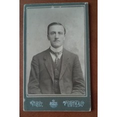 Fotografie tip CDV, barbat inceput de secol XX