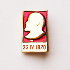 INSIGNA RUSIA URSS LENIN 22 IV 1870 - dimensiune 25 x 15 mm **