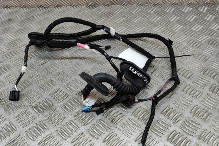 Cablaj ușă st&acirc;nga spate TESLA MODEL 3 2023 OEM: 2067965-00-B 23317912