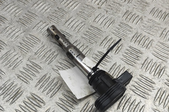 Bobina de inducție de &icirc;naltă tensiune AUDI A4 8EC, B7 2007 OEM: 07K905715F | 31961118