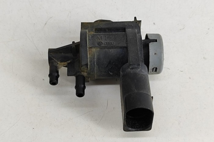 Supapa solenoid VW CRAFTER 30-50 Furgon 2E_ 2014 OEM: 1K0906283A 27013800