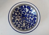 Bol Ceramică Nabeul Tunisia &ndash; Pictat Manual, Albastru și Alb, Motiv Floral Tradițional, Marcaj Autentic, Diametru 22 cm, Decor Oriental de Colecție
