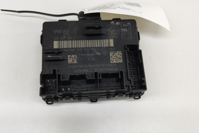 Modul de control ușă dreapta față VW GOLF VIII CD1 2022 OEM: 5Q0959592L,5Q0959592F 21838847