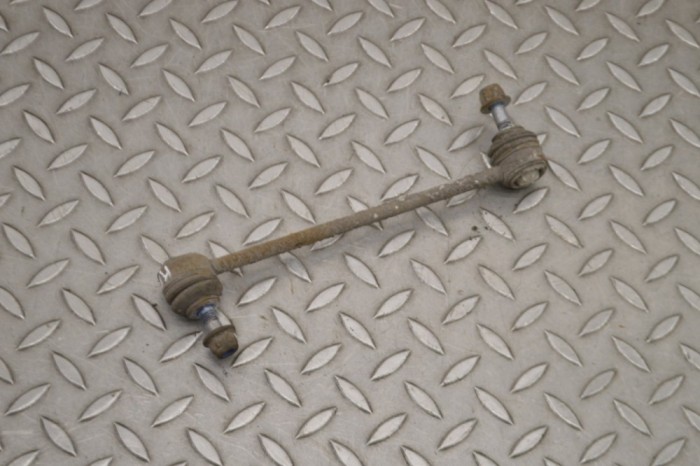 Bieleta stabilizatoare st&acirc;nga spate LAND ROVER RANGE ROVER EVOQUE L538 2016 | 15424274