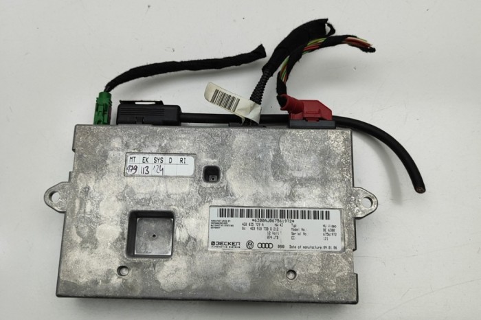 AUDI A8 D3 4E2, 4E8 2006 OEM: 4E0035729A,4E0910730Q SKU: 30272348