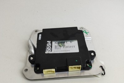 Modul de control ușă dreapta față TESLA MODEL X 2017 OEM: 1050183-00-D 25804620 foto