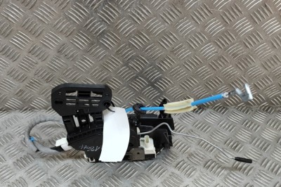 &amp;Icirc;ncuietoare ușă dreapta față MERCEDES-BENZ CLA Coupe C117 2017 OEM: A0997202201,A2040085899 22492433 foto