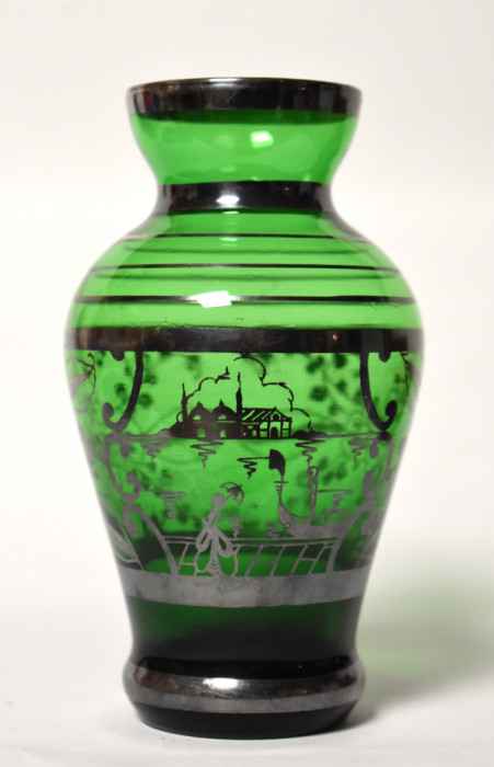Vaza din sticla verde smarald innobilata cu argint - Murano - imagine Venetia