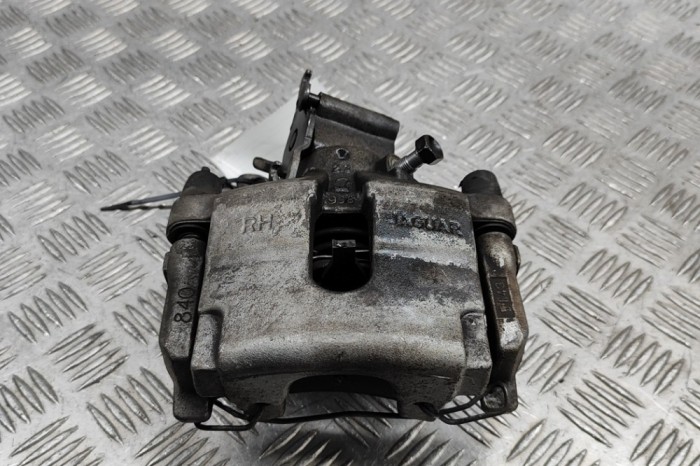 Etrier de fr&acirc;nă dreapta spate JAGUAR XJ X351 2014 OEM: 5W93-2M088-AE 23343522