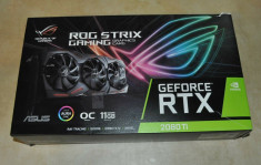 Vanzare ASUS ROG Strix GeForce RTX 2080 Ti OC foto