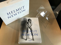 Helmut Newton Sumo 2009 cu stand produs de Kartell Taschen rara in cutie foto foto