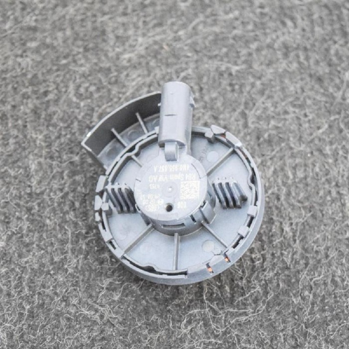 Senzor de impact st&acirc;nga față AUDI A4 8W2, B9 2018 OEM: 4M0955557A 10011211