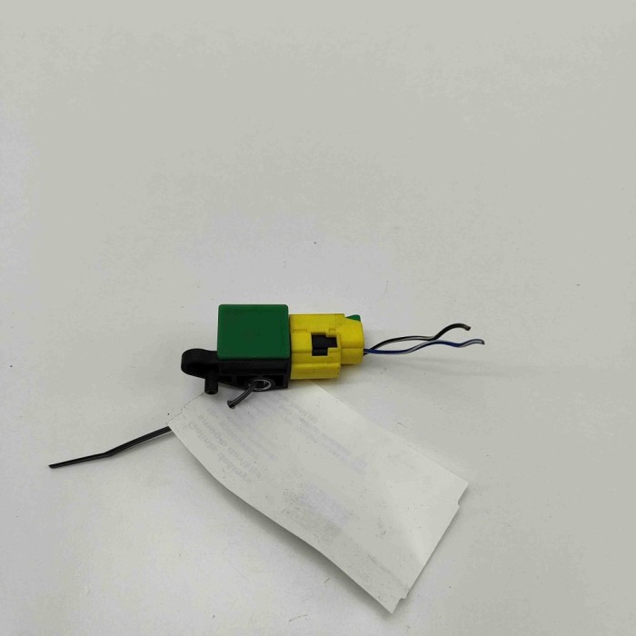 Senzor de impact dreapta spate VW PASSAT Variant B7 365 2012 OEM: 5N0959351B | 30659209