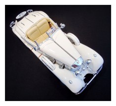 Macheta Mercedes-Benz 500K 1:18 Maisto