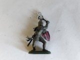 bnk jc Britains Ltd China - cavaler medieval cu topor