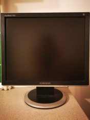 Monitor Samsung SyncMaster 730BF 17inch foto