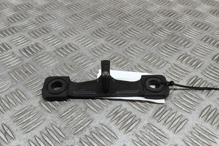 Zăvor de siguranță haion AUDI Q4 SUV F4B 2023 OEM: 8V0827507K 29082991