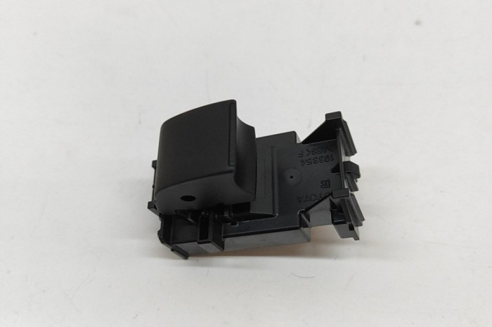 Buton geam ușă st&acirc;nga față TOYOTA YARIS CROSS MXP_ 2023 OEM: 84810-02260 | 32003089