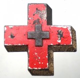 II.041 INSIGNA ELVETIA CRUCEA ROSIE COMITETUL INTERNATIONAL GENEVA