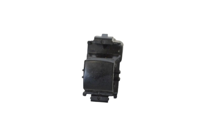 Buton geam ușă st&acirc;nga față MITSUBISHI OUTLANDER III GG_W, GF_W, ZJ 2015 OEM: 8608A242 25433564