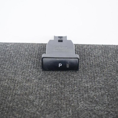 Buton fr&amp;acirc;nă de m&amp;acirc;nă TOYOTA PRIUS Hatchback _W2_ 2007 OEM: 15A685 10416995 foto